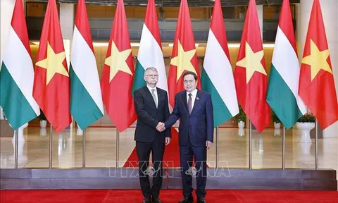 Chủ tịch Quốc hội Trần Thanh Mẫn hội đàm với Chủ tịch Quốc hội Hungary