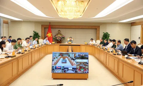 Phó Thủ tướng Trần Hồng Hà: Chủ động phương án ứng phó đa thiên tai do ảnh hưởng bão số 12