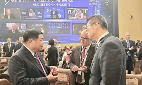Phó Thủ tướng Nguyễn Chí Dũng tham dự Hội nghị FII9