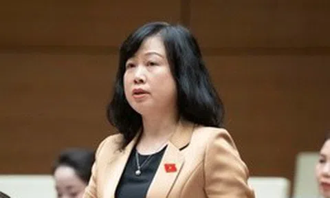 Đề nghị xem xét hành hung nhân viên y tế là hành vi chống người thi hành công vụ