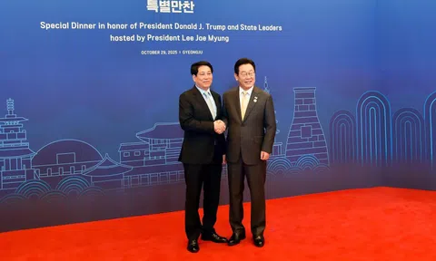 Hoạt động đầu tiên của Chủ tịch nước Lương Cường trong khuôn khổ Tuần lễ cấp cao APEC 2025