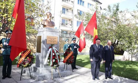 Khánh thành Tượng Chủ tịch Hồ Chí Minh tại Bulgaria