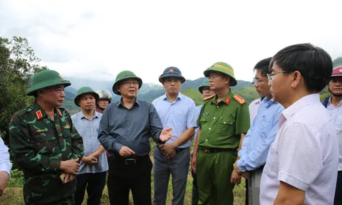 Phó Thủ tướng Hồ Quốc Dũng chỉ đạo 6 nhóm nhiệm vụ trọng tâm khắc phục sạt lở tại xã Ngọc Linh, Quảng Ngãi