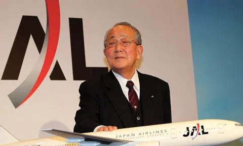 Câu chuyện kinh doanh: Không nhận lương, CEO 77 tuổi Kazuo Inamori đã vực dậy Japan Airlines từ khoản nợ 25 tỷ USD như thế nào?