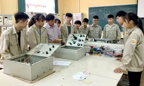 Thủ tục giảm học phí cho các nghề học nặng nhọc, độc hại, nhiều người cần biết