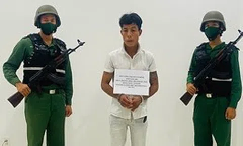 Bắt quả tang đối tượng tàng trữ trái phép chất ma túy