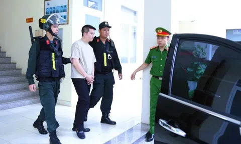 Bắt chồng Đoàn Di Băng trong vụ kem chống nắng giả