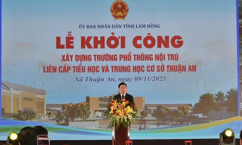 Phó Thủ tướng Hồ Đức Phớc dự Lễ khởi công dự án đầu tư xây dựng Trường Phổ thông nội trú liên cấp tiểu họ và trung học cơ sở Thuận An, Lâm Đồng