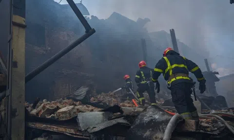 Ông Zelensky muốn thêm áp lực lên Moscow, Nga nói không trông chờ gì vào phương Tây