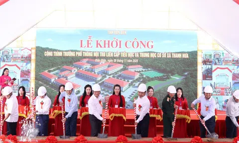 Phó Thủ tướng Lê Thành Long dự lễ khởi công "ngôi nhà thứ 2" của hàng ngàn học sinh vùng biên Điện Biên