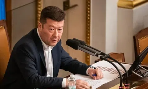 Điện mừng Chủ tịch Hạ viện Cộng hòa Czech