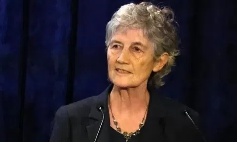 Điện mừng Tổng thống Ireland