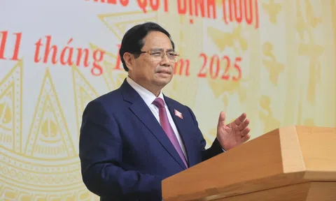 Thủ tướng: Người đứng đầu bộ, ngành, địa phương phải chịu trách nhiệm trực tiếp, toàn diện nếu để tàu cá vi phạm IUU