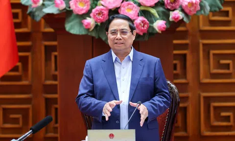 Thủ tướng: Phấn đấu khởi công dự án trục đại lộ cảnh quan sông Hồng tại Hà Nội vào 19/12