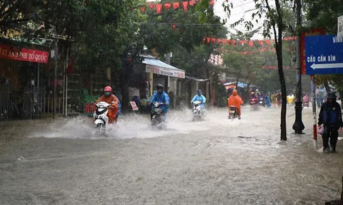 Miền Trung mưa lớn kéo dài, miền Bắc sắp đón đợt rét mạnh nhất từ đầu mùa