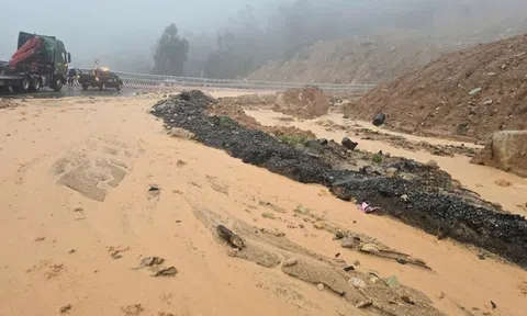 Bộ Xây dựng: Sẵn sàng ứng phó các tình huống sạt lở nghiêm trọng