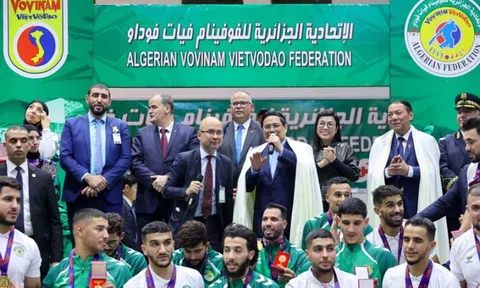 Thủ tướng Phạm Minh Chính thăm Liên đoàn Vovinam tại Algeria