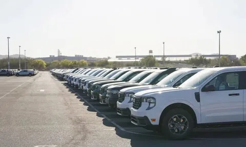 Siết quản lý nhập khẩu ô tô phi thương mại