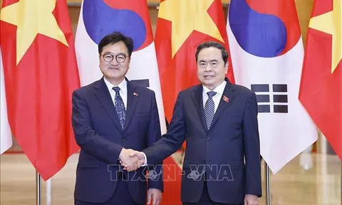 Chủ tịch Quốc hội Trần Thanh Mẫn hội đàm với Chủ tịch Quốc hội Hàn Quốc