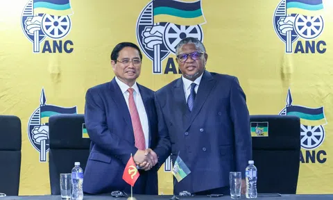 Tổng Thư ký Đảng Đại hội dân tộc Phi: Việt Nam là mô hình đáng học hỏi