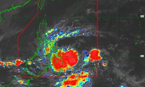 Biển Đông sắp đón bão số 15, cảnh báo thời tiết xấu, nhiều nơi mưa to dữ dội
