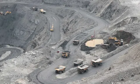 Lợi nhuận Than Đèo Nai - Cọc Sáu giảm sâu trong quý III/2025