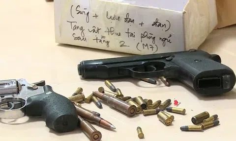 Bắt nhóm tội phạm ma túy cố thủ trong nhà, nổ súng chống trả cảnh sát