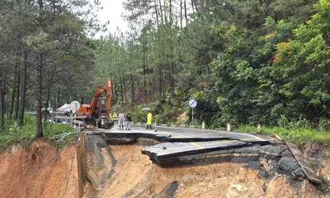 Khẩn cấp khắc phục hư hỏng đèo Mimosa