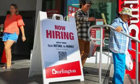 Mỹ có thêm 119.000 việc làm trong tháng 9, tỷ lệ thất nghiệp đã vọt lên mức 4,4%