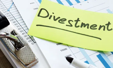 Hàng loạt doanh nghiệp nhà nước và tư nhân dồn dập thoái vốn hàng nghìn tỷ đồng trên sàn chứng khoán