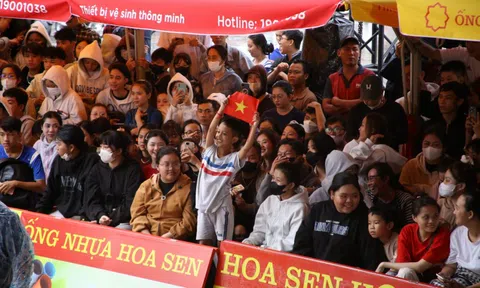 Tập đoàn Hoa Sen 2 năm liên tiếp được vinh danh tại hạng mục 'Tổ chức Vì cộng đồng' tại Vietnam iContent Awards