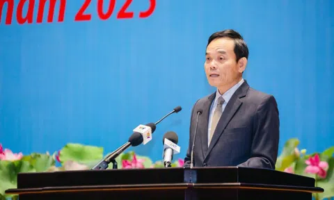 Bí thư Tp.HCM: Mặt trận phải là “thỏi nam châm” thu hút nguồn lực và trí tuệ