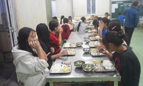 Ngôi nhà thứ 2 giúp học sinh vùng cao không bỏ dở giấc mơ học chữ