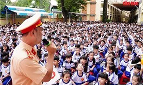 Kéo giảm tai nạn giao thông - Bài cuối: Xây dựng văn hoá giao thông từ mái trường