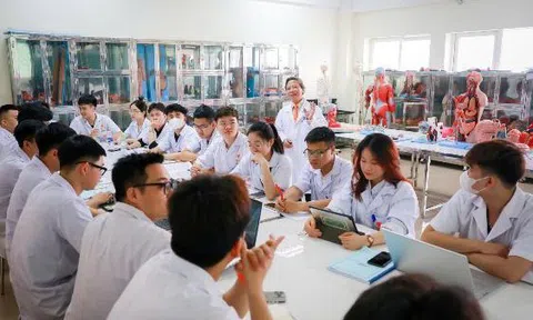 Giá trị người thầy vẫn là nền tảng trong thời đại AI