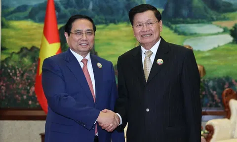 Thủ tướng Phạm Minh Chính hội kiến Tổng Bí thư, Chủ tịch nước Lào