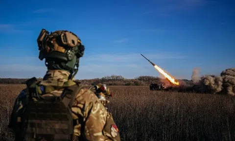 Bước ngoặt chiến lược: Ukraine sản xuất nhiên liệu tên lửa trên đất NATO