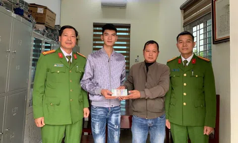 Tài khoản nhận được 200 triệu đồng, nam thanh niên lập tức báo công an