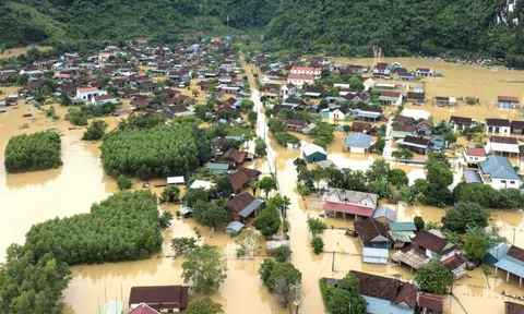 Khẩn trương ứng phó đợt mưa lũ lớn tại Trung Bộ