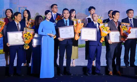 Herbalife Việt Nam được Liên đoàn Thương mại và Công nghiệp Việt Nam vinh danh Top 100 Doanh Nghiệp Bền Vững Việt Nam 2025