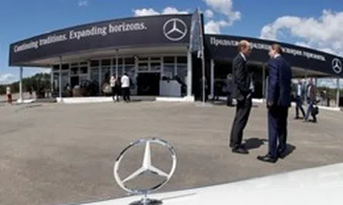 Mercedes-Benz đăng ký nhãn hiệu tại Nga
