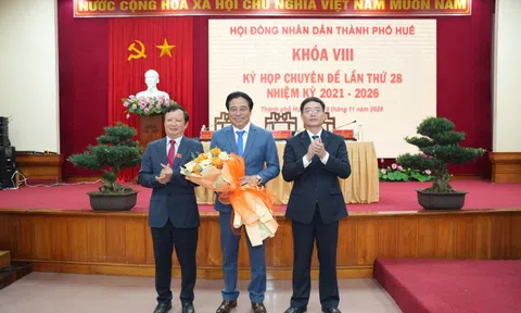 TP. Huế có tân Chủ tịch và Phó Chủ tịch UBND Thành phố
