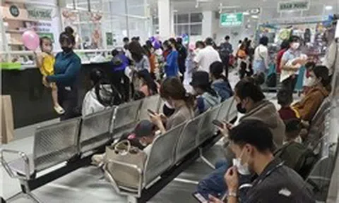 Thời tiết thất thường, bệnh hô hấp, cúm mùa tăng mạnh ở cả trẻ em và người cao tuổi