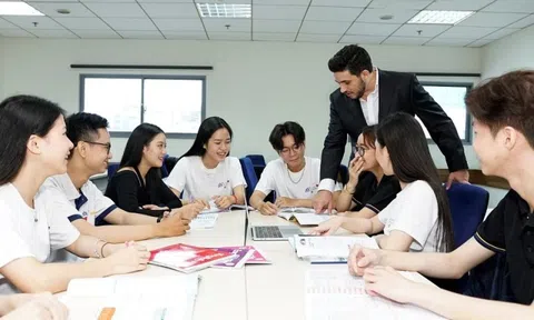 Tiêu chuẩn người nước ngoài giảng dạy, nghiên cứu khoa học tại cơ sở giáo dục của Việt Nam