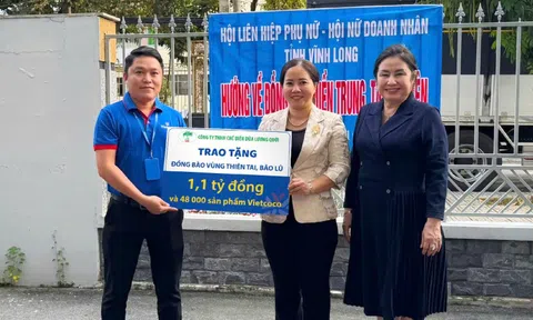 48.000 hộp sữa dừa và 1,1 tỷ đồng hướng về bà con vùng rốn lũ miền Trung