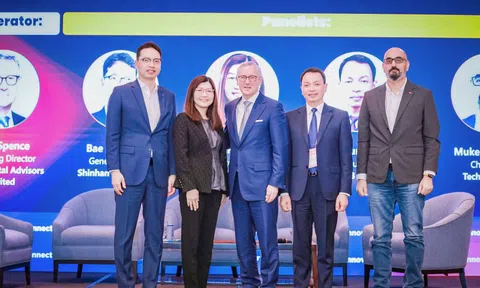 MB Life chia sẻ định hướng nâng cao trải nghiệm khách hàng tại InsurInnovator Connect Vietnam 2025