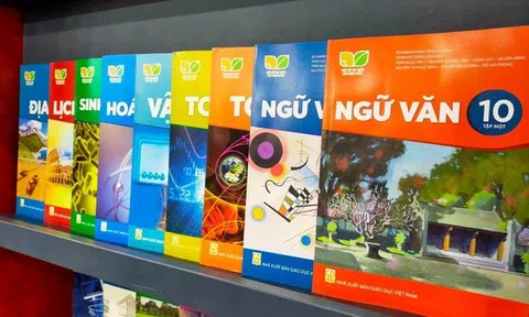 Cần quan tâm đến yếu tố bản quyền và cơ sở pháp lý khi chọn bộ SGK thống nhất