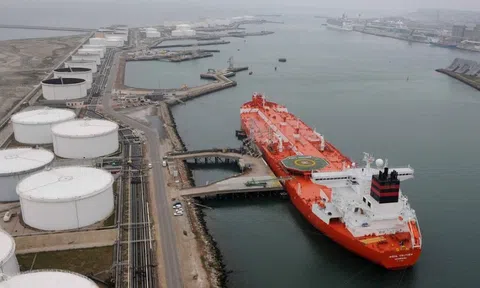 Khi dầu Nga không còn dễ bán: Hé lộ uy lực thực sự từ đòn trừng phạt của Mỹ