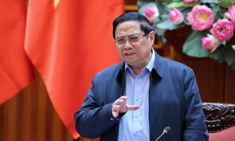 Thủ tướng: Chậm nhất tới 31/12 phải khôi phục nhà ở an toàn cho 12 hộ dân tại Khe Sanh (Quảng Trị)