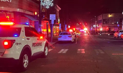 Xả súng tại đại học ở Mỹ khiến 10 người thương vong